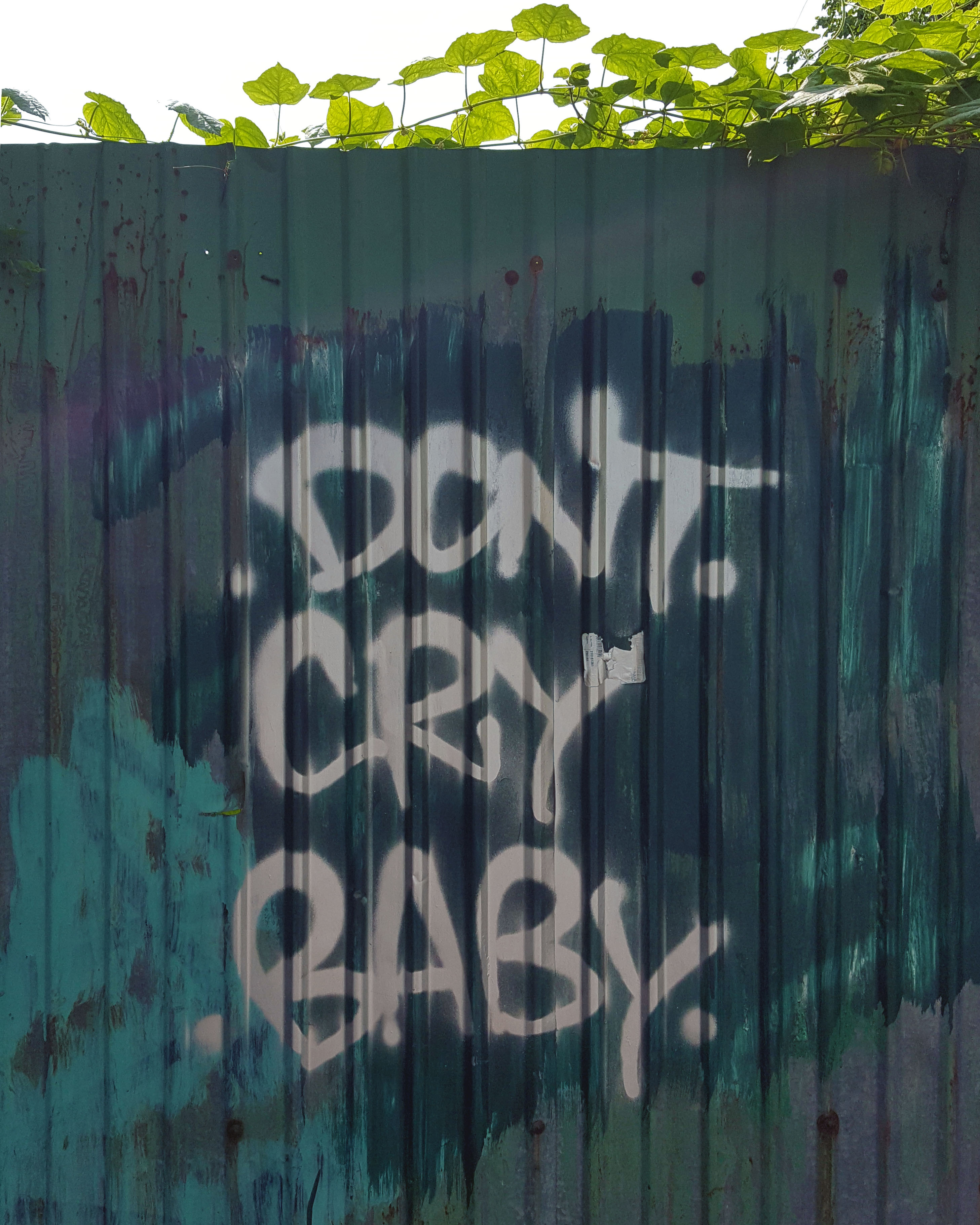 Dont cry baby graffity